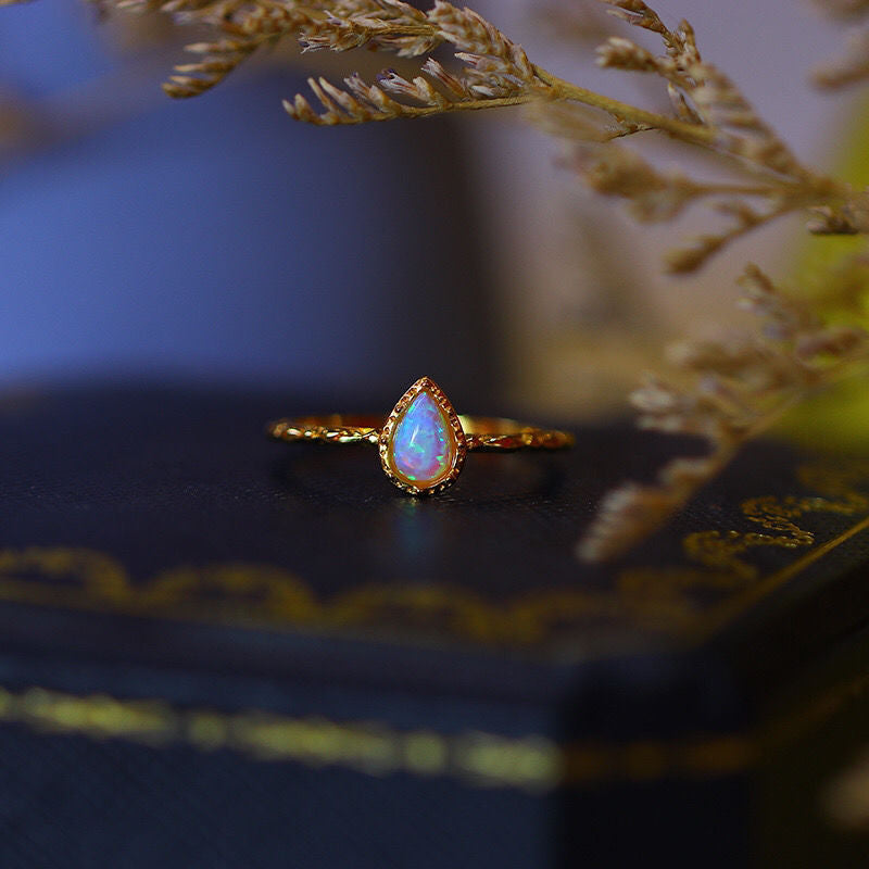Women's Fashion Vintage Opal Ring