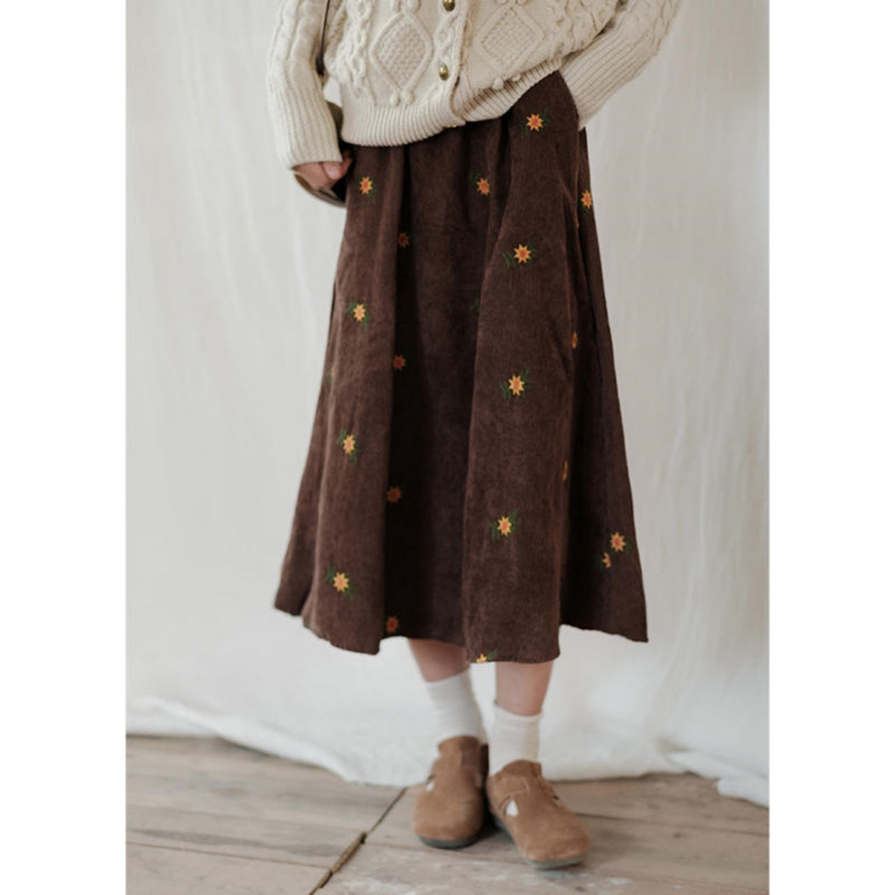 Retro Corduroy Half Skirt Embroidered Women