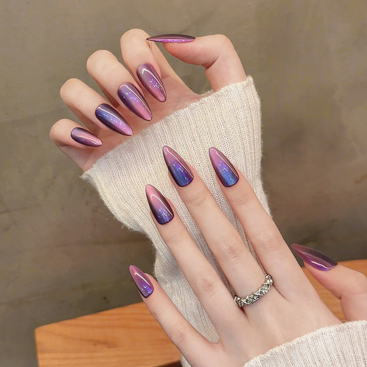 Metallic Purple Wear Nail Tips Dream Streamer Blue Cat Eyes