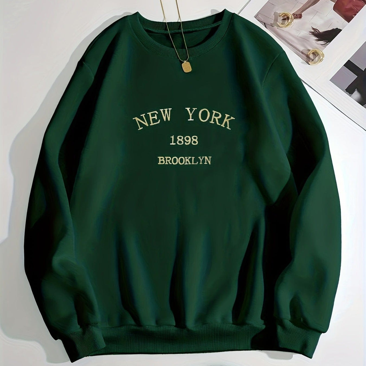 Brooklyn New York 1895 Dark Green Loose Casual Round Neck Pullover