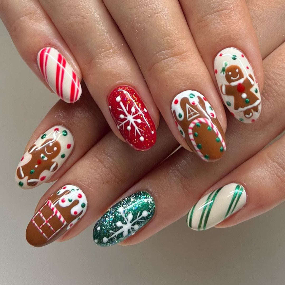 Christmas Gingerbread Man Chocolate House Fake Nail Tip