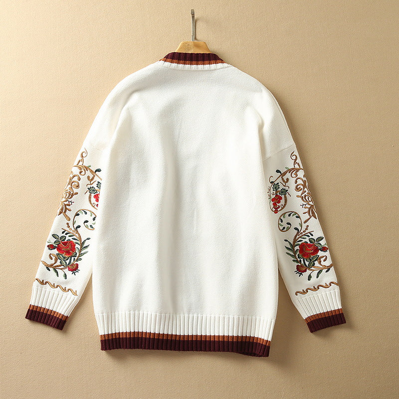 Machine Embroidery Long Sleeve Loose White Wool Sweater