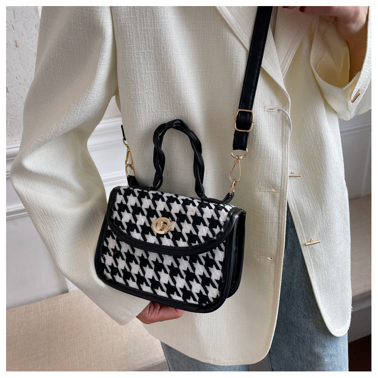 Small And Trendy Checkerboard Crossbody Bag