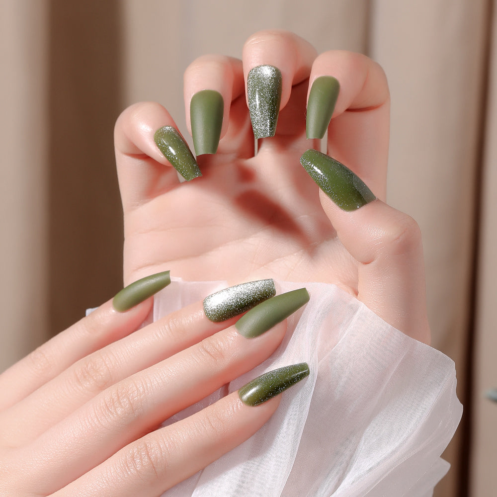 Green Nail Hand Wearing Art Press On Nails