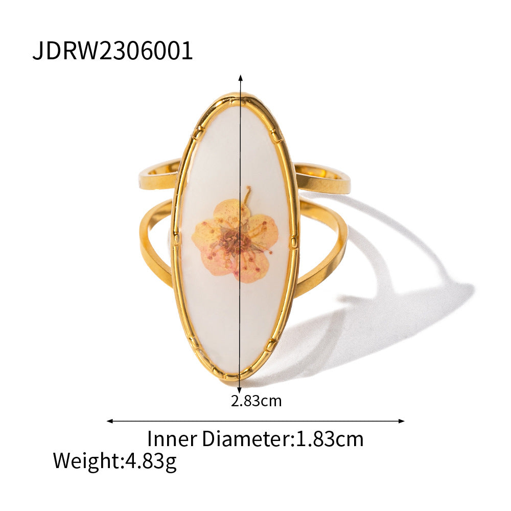 The Eternal Flower Series Stainless Steel Ring Has A Premium Feel