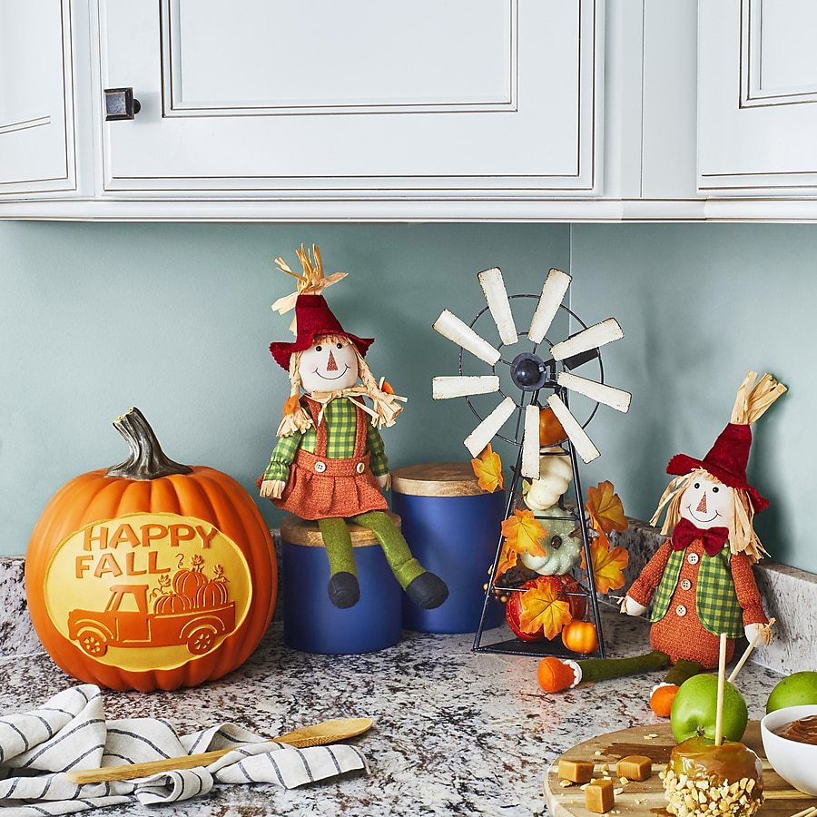 Thanksgiving Day Sitting Scarecrow Decoration Window Table Decorations