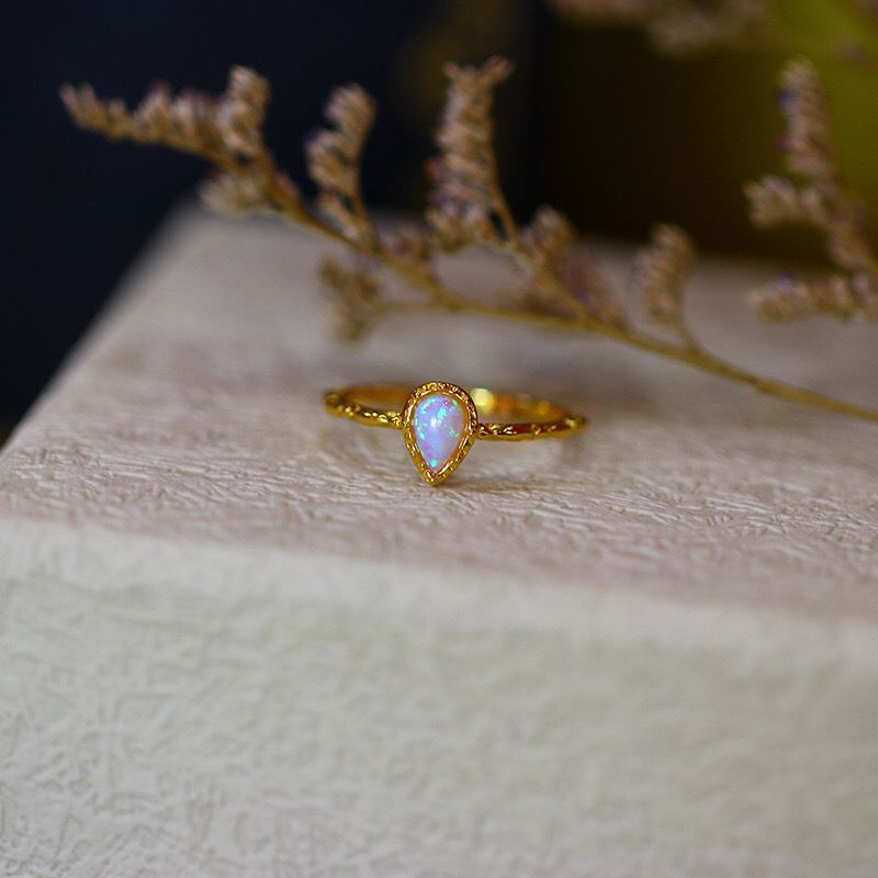 Women's Fashion Vintage Opal Ring