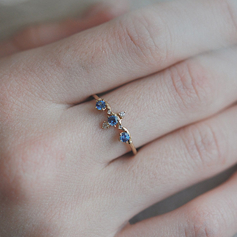 Vintage Blue Crown Ring For Women Niche Design