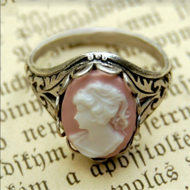 Ladies Virgin Mary Vintage Ring