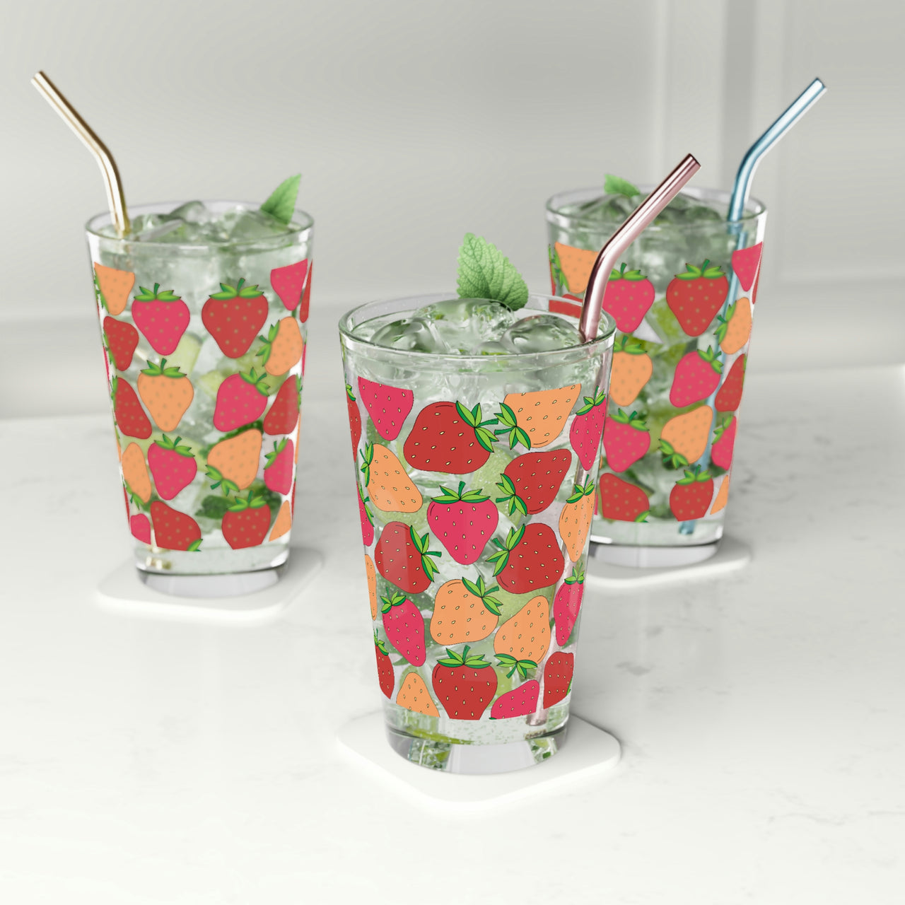 Strawberry Pint Glass Cup, 16oz